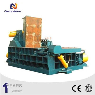 鋼管スクラップ梱包プレス機